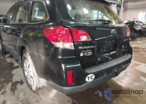 2013 Subaru Outback 2.5I из США, поврежденный, VIN 4S4BRCAC3D3310913